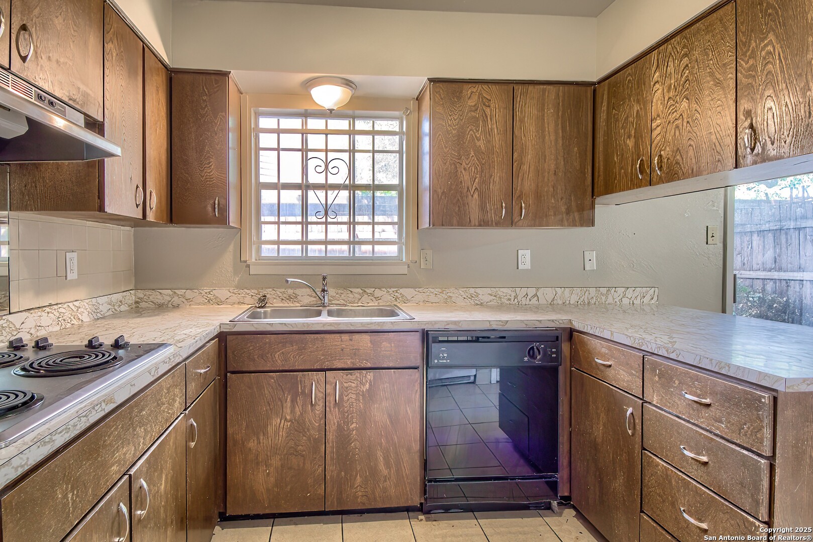 8715 Starcrest, Unit 48 San Antonio, TX 78217 - Photo 10 of 28