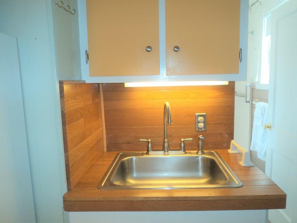 215 Oneil Road Somerset, MA 02725 - Photo 10 of 26 Gallery Image 10