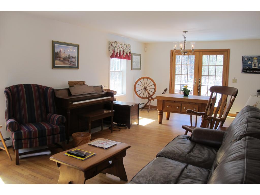 392 Merry Hill Road Barrington, NH 03825 - Photo 4 of 23