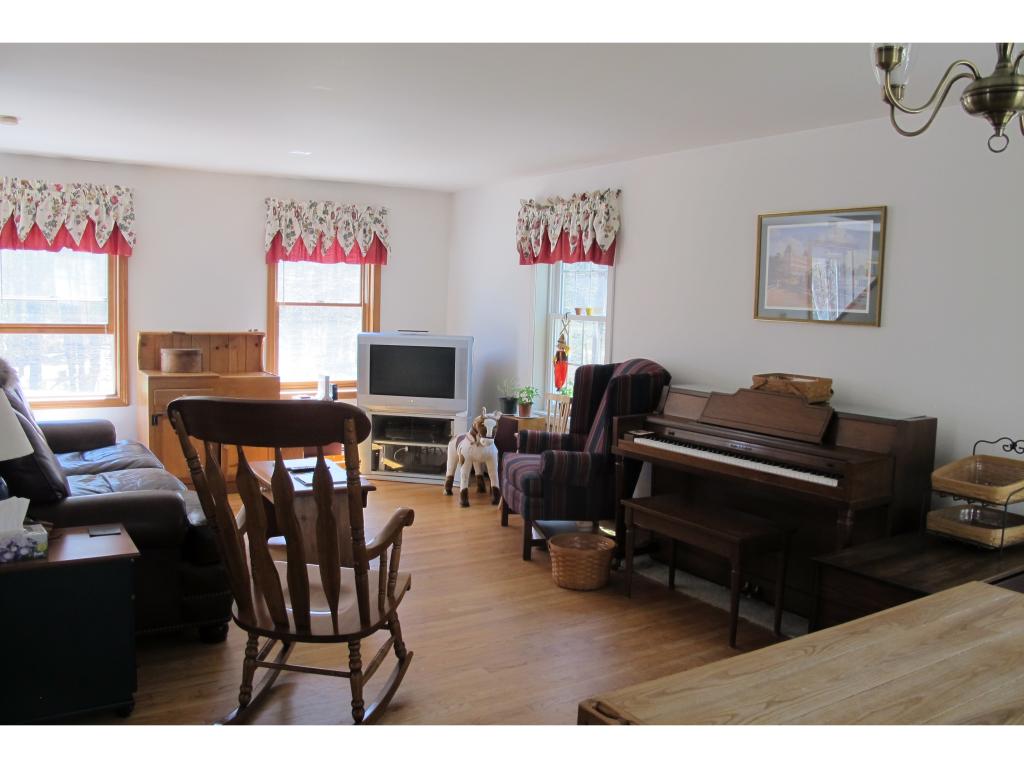 392 Merry Hill Road Barrington, NH 03825 - Photo 6 of 23