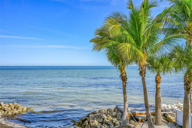 $9,000,000 | 832 South Bay Boulevard, Unit A & B, Anna Maria, FL 34216