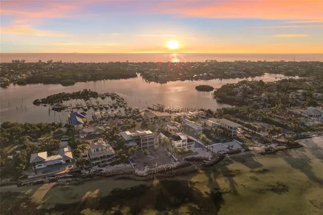 $9,000,000 | 832 South Bay Boulevard, Unit A & B, Anna Maria, FL 34216