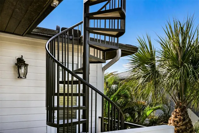 $9,000,000 | 832 South Bay Boulevard, Unit A & B, Anna Maria, FL 34216