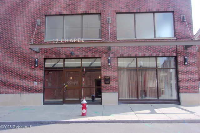 $359,900 | 17 Chapel Street, Unit 303, Albany, NY 12210