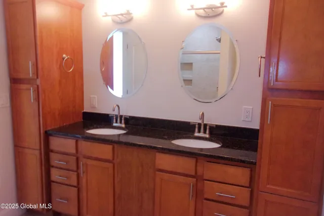 $359,900 | 17 Chapel Street, Unit 303, Albany, NY 12210