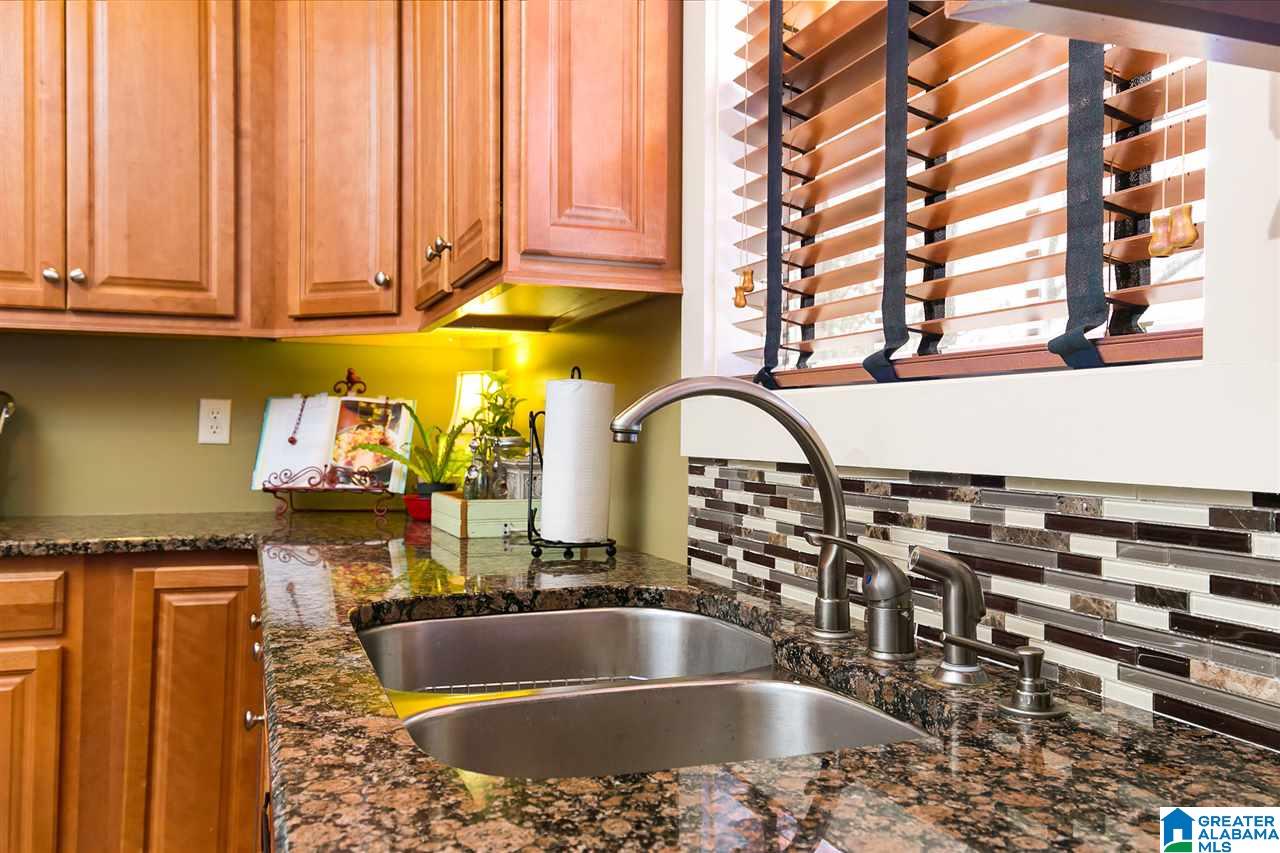 6202 Canterbury Road Pinson, AL 35126 - Photo 5 of 40