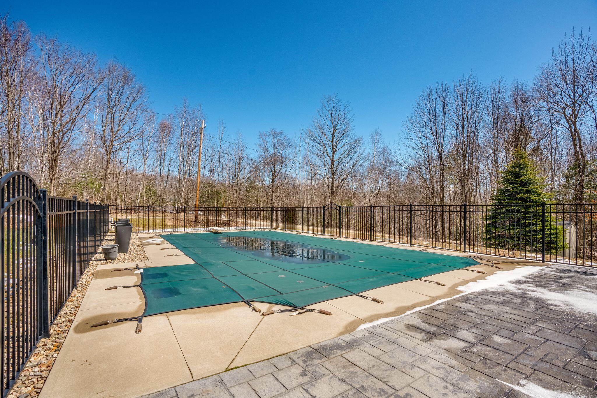 5 Gayles Way Cumberland Center, ME 04021 - Photo 48 of 61 Pool2