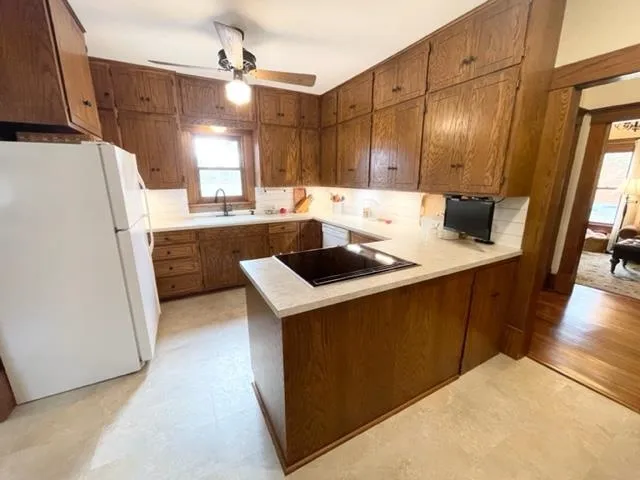 $295,000 | 317 East Smith Street, Hesston, KS 67062