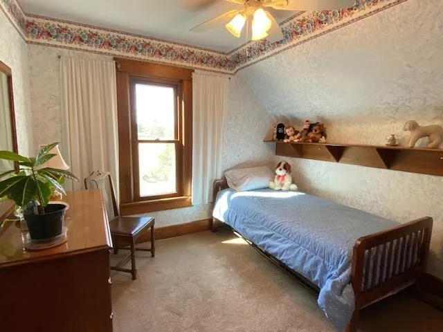 $295,000 | 317 East Smith Street, Hesston, KS 67062