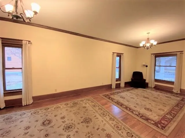 $295,000 | 317 East Smith Street, Hesston, KS 67062