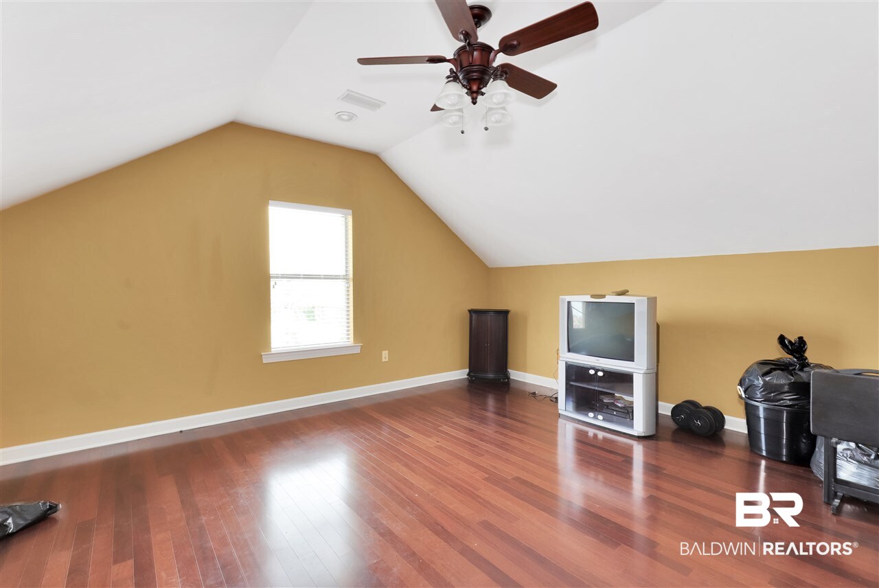 3231 Oneal Court Mobile, AL 36695 - Photo 20 of 26 Bonus Room - Upstairs
