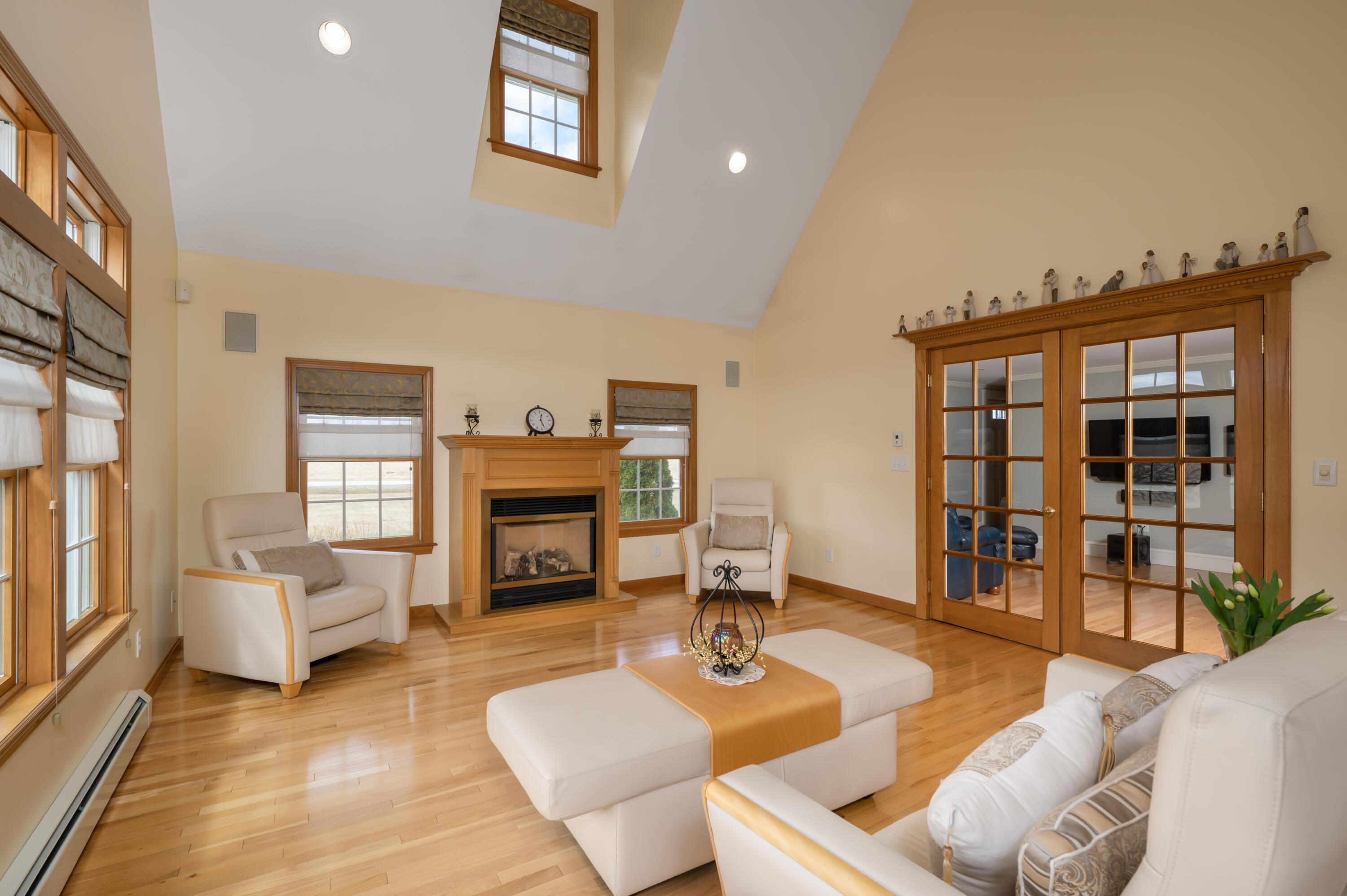69 Smith Road Biddeford, ME 04005 - Photo 12 of 39 Family Room-2