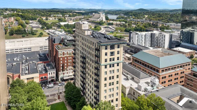 $2,500 | 531 South Gay Street, Unit 702, Knoxville, TN 37902