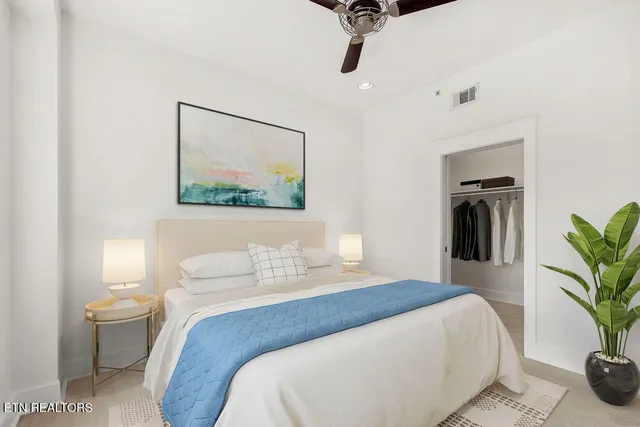 $2,500 | 531 South Gay Street, Unit 702, Knoxville, TN 37902