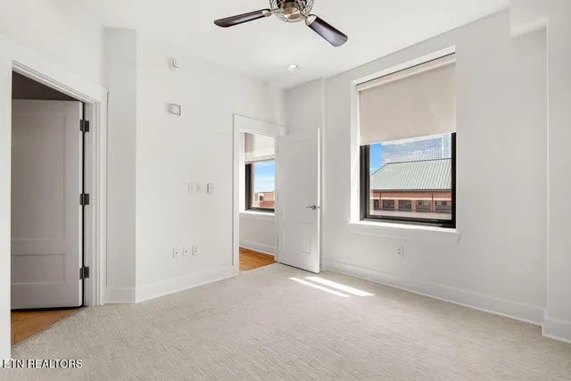 $2,500 | 531 South Gay Street, Unit 702, Knoxville, TN 37902