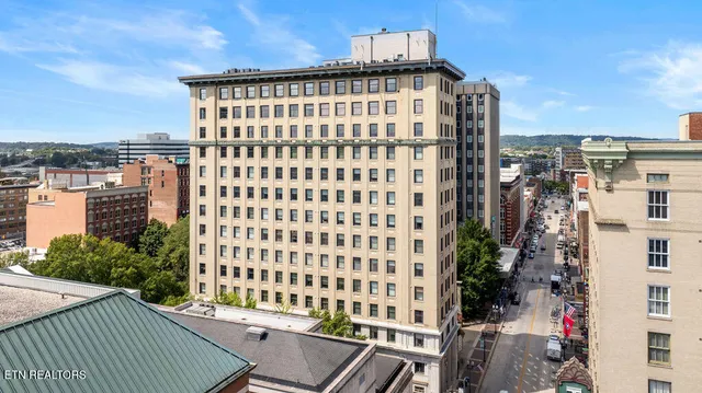 $2,500 | 531 South Gay Street, Unit 702, Knoxville, TN 37902