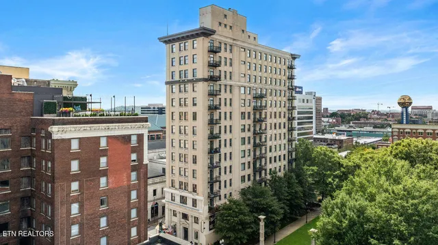 $2,500 | 531 South Gay Street, Unit 702, Knoxville, TN 37902