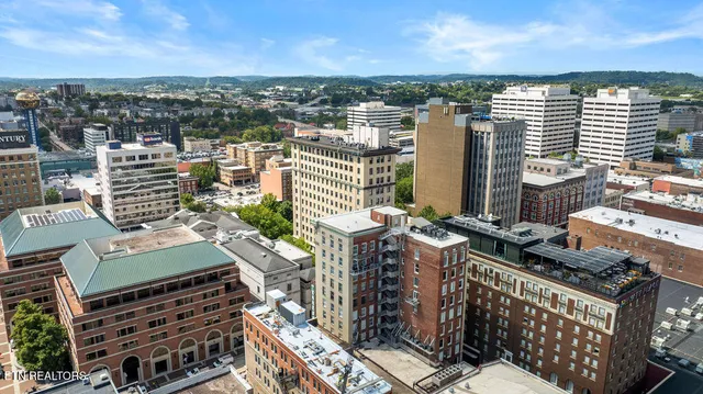 $2,500 | 531 South Gay Street, Unit 702, Knoxville, TN 37902