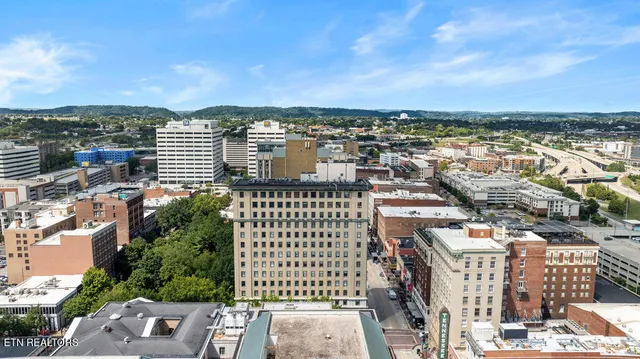 $2,500 | 531 South Gay Street, Unit 702, Knoxville, TN 37902