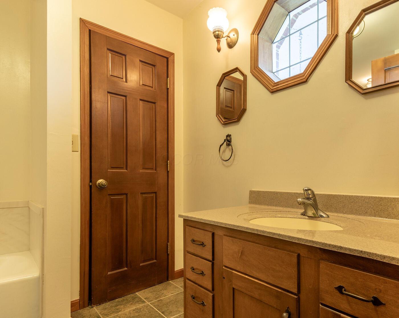 5565 Stringtown Road Northwest Baltimore, OH 43105 - Photo 25 of 106