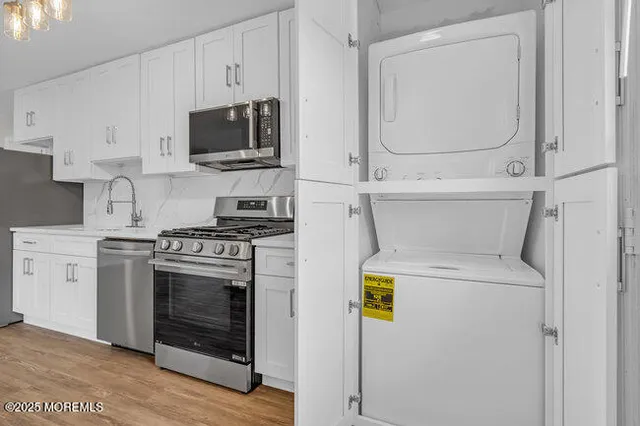 $299,000 | 74 Fox Glove Run, Toms River, NJ 08755