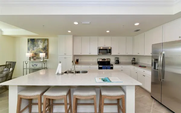 $2,600 | 17724 Gawthrop Drive, Unit 103, Bradenton, FL 34211