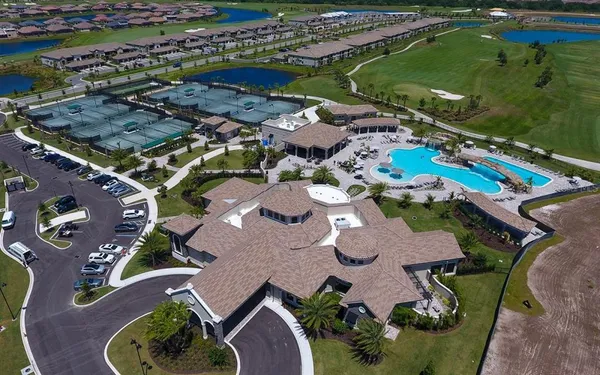 $2,600 | 17724 Gawthrop Drive, Unit 103, Bradenton, FL 34211