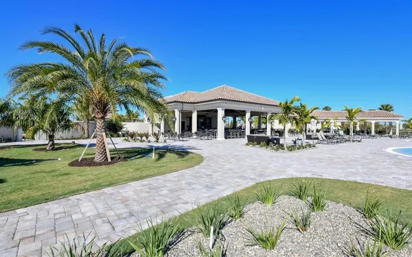 $2,600 | 17724 Gawthrop Drive, Unit 103, Bradenton, FL 34211