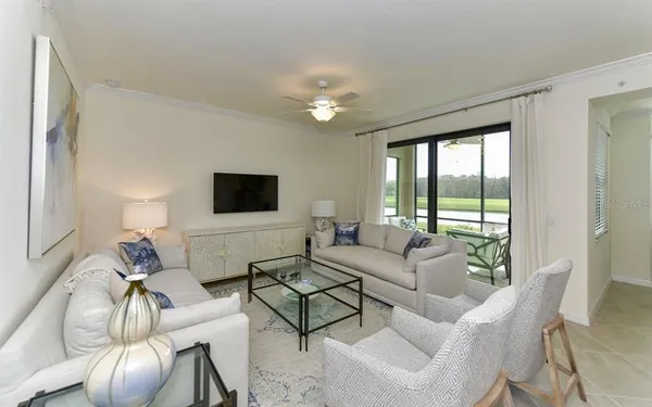 $2,600 | 17724 Gawthrop Drive, Unit 103, Bradenton, FL 34211
