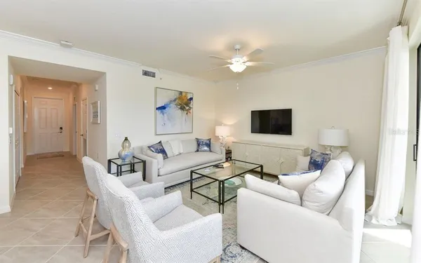$2,600 | 17724 Gawthrop Drive, Unit 103, Bradenton, FL 34211