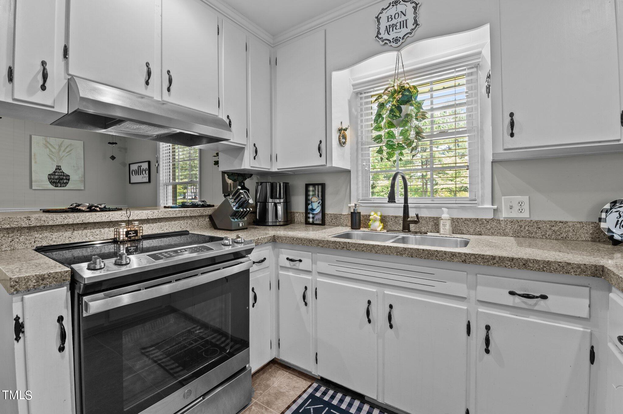 1705 Marshburn Road Wendell, NC 27591 - Photo 10 of 41 25-web-or-mls-DSC_7254