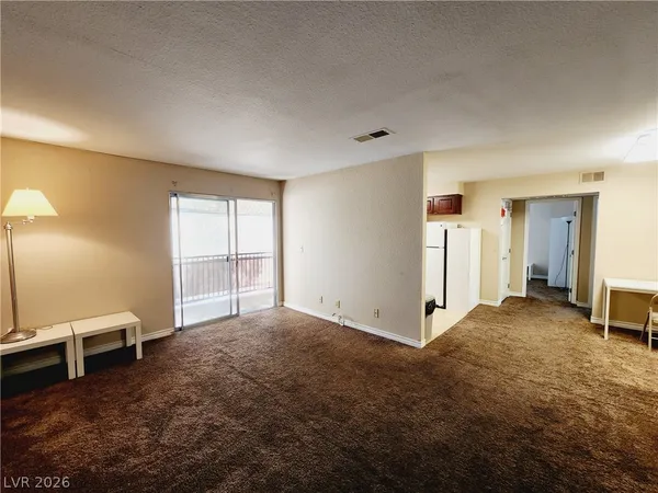 $1,050 | 5405 Indian River Drive, Unit 394, Las Vegas, NV 89103