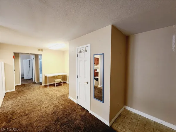 $1,050 | 5405 Indian River Drive, Unit 394, Las Vegas, NV 89103
