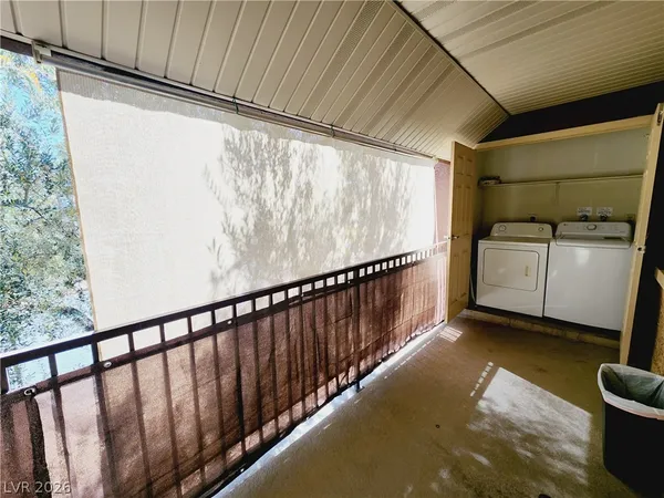 $1,050 | 5405 Indian River Drive, Unit 394, Las Vegas, NV 89103