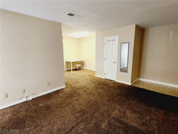 $1,050 | 5405 Indian River Drive, Unit 394, Las Vegas, NV 89103