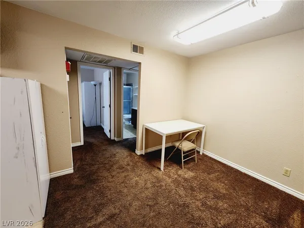 $1,050 | 5405 Indian River Drive, Unit 394, Las Vegas, NV 89103