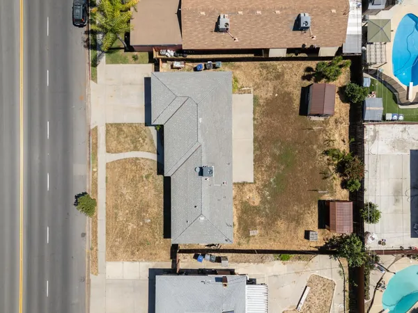 $374,999 | 4874 East Clinton Way, Fresno, CA 93703