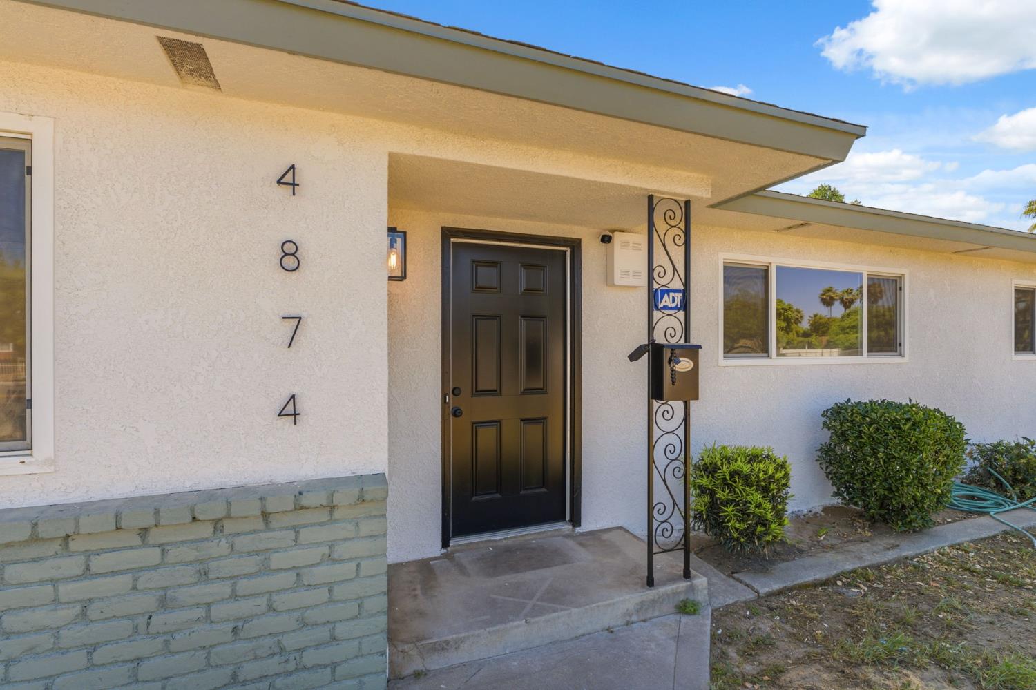 4874 East Clinton Way Fresno, CA 93703 - Photo 6 of 39