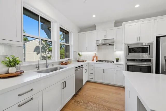 $1,680,000 | 2020 Thea Circle, Mountain View, CA 94043