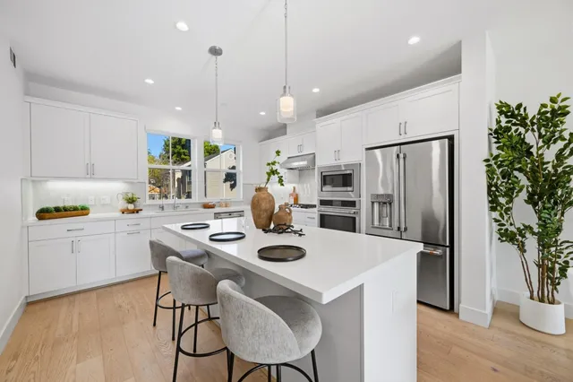 $1,680,000 | 2020 Thea Circle, Mountain View, CA 94043