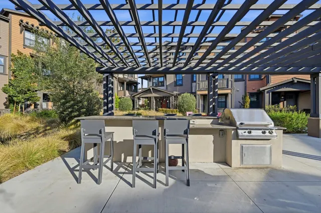 $1,680,000 | 2020 Thea Circle, Mountain View, CA 94043