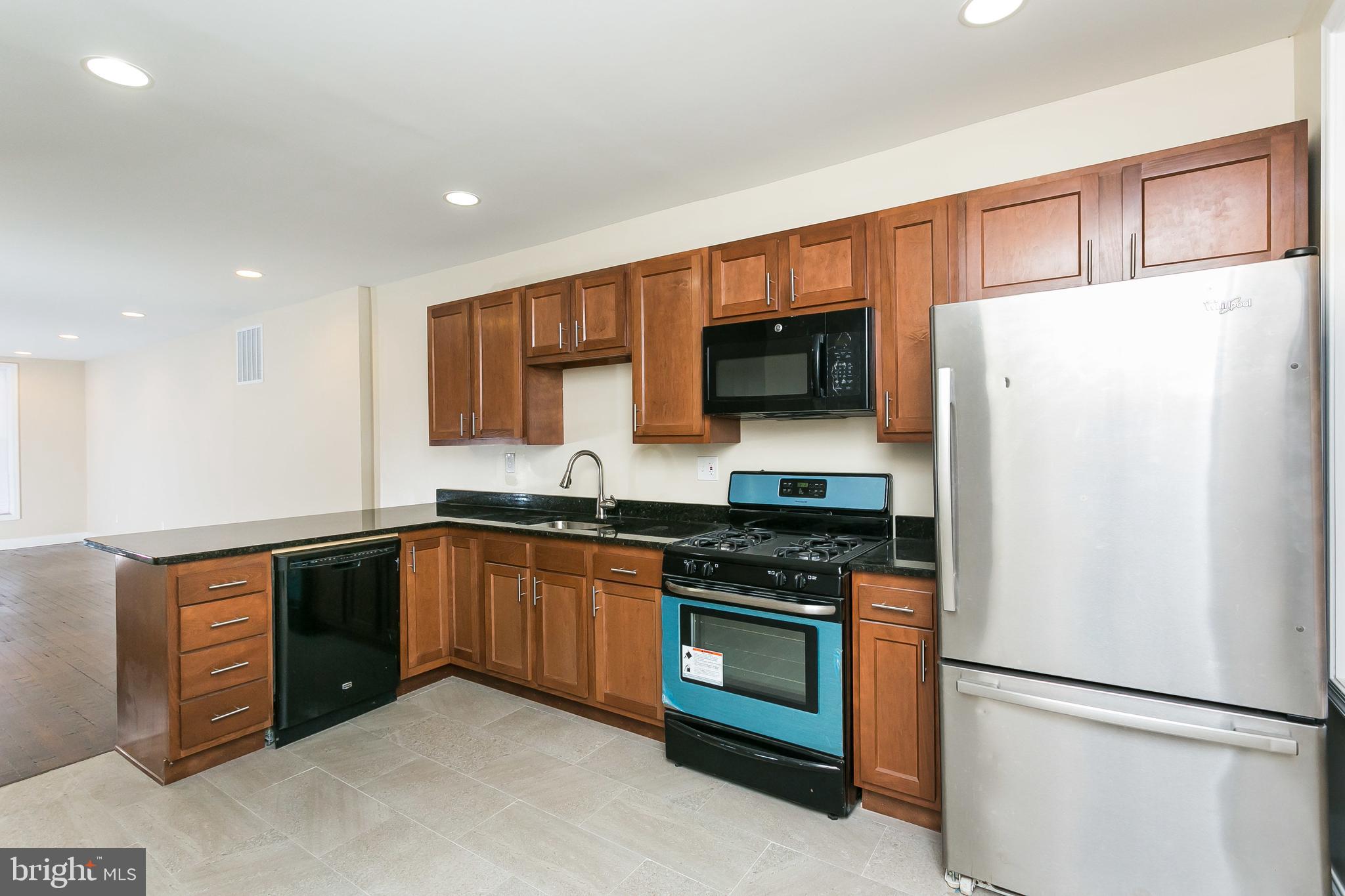 302 East 27th Street Baltimore, MD 21218 - Photo 10 of 31 Updated Kitchen
