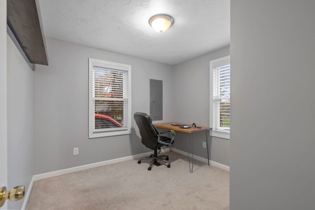 5 Kerney Road Douglas, MA 01516 - Photo 17 of 32