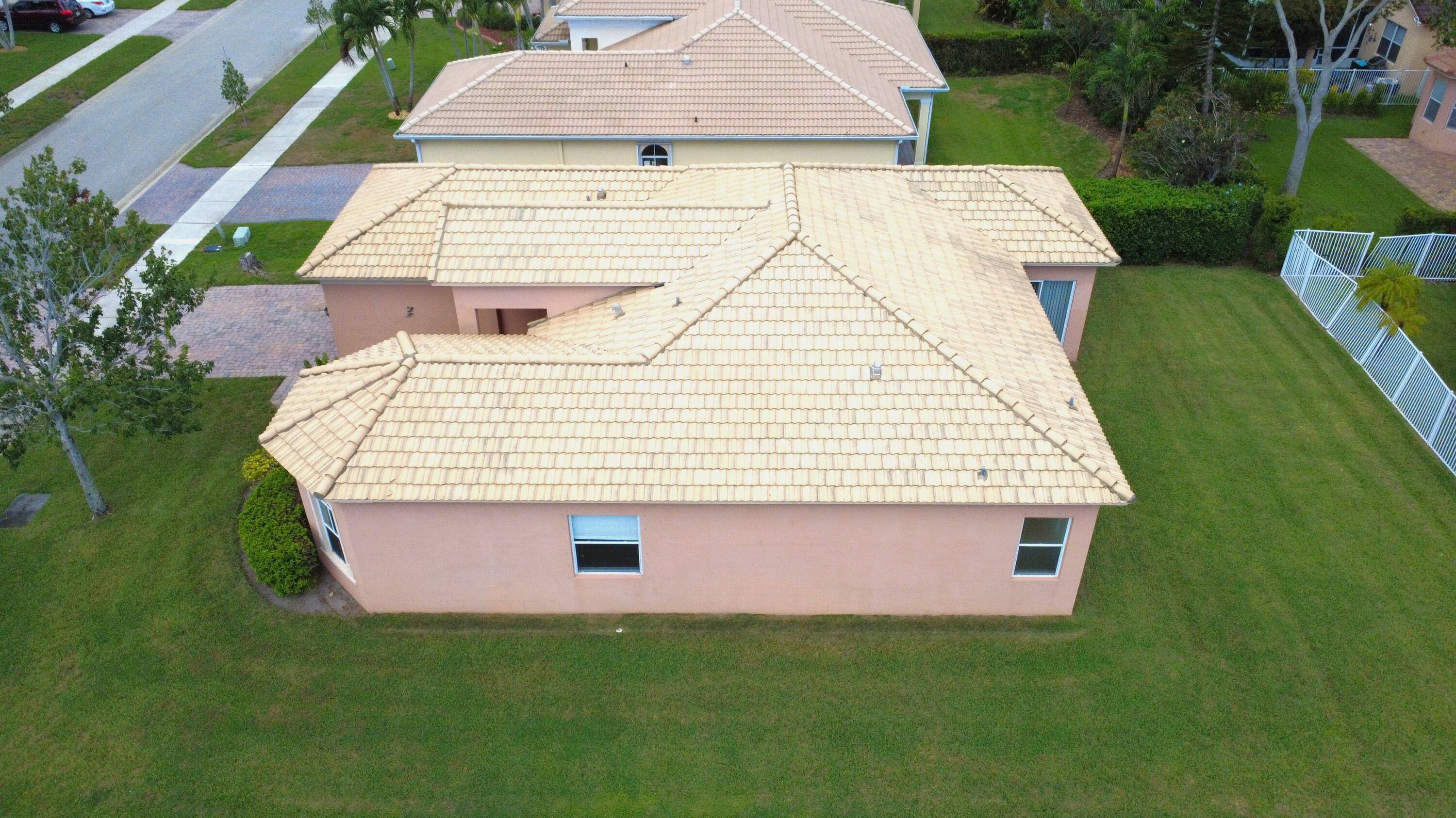 5837 Spanish River Road Fort Pierce, FL 34951 - Photo 32 of 47 13 D
