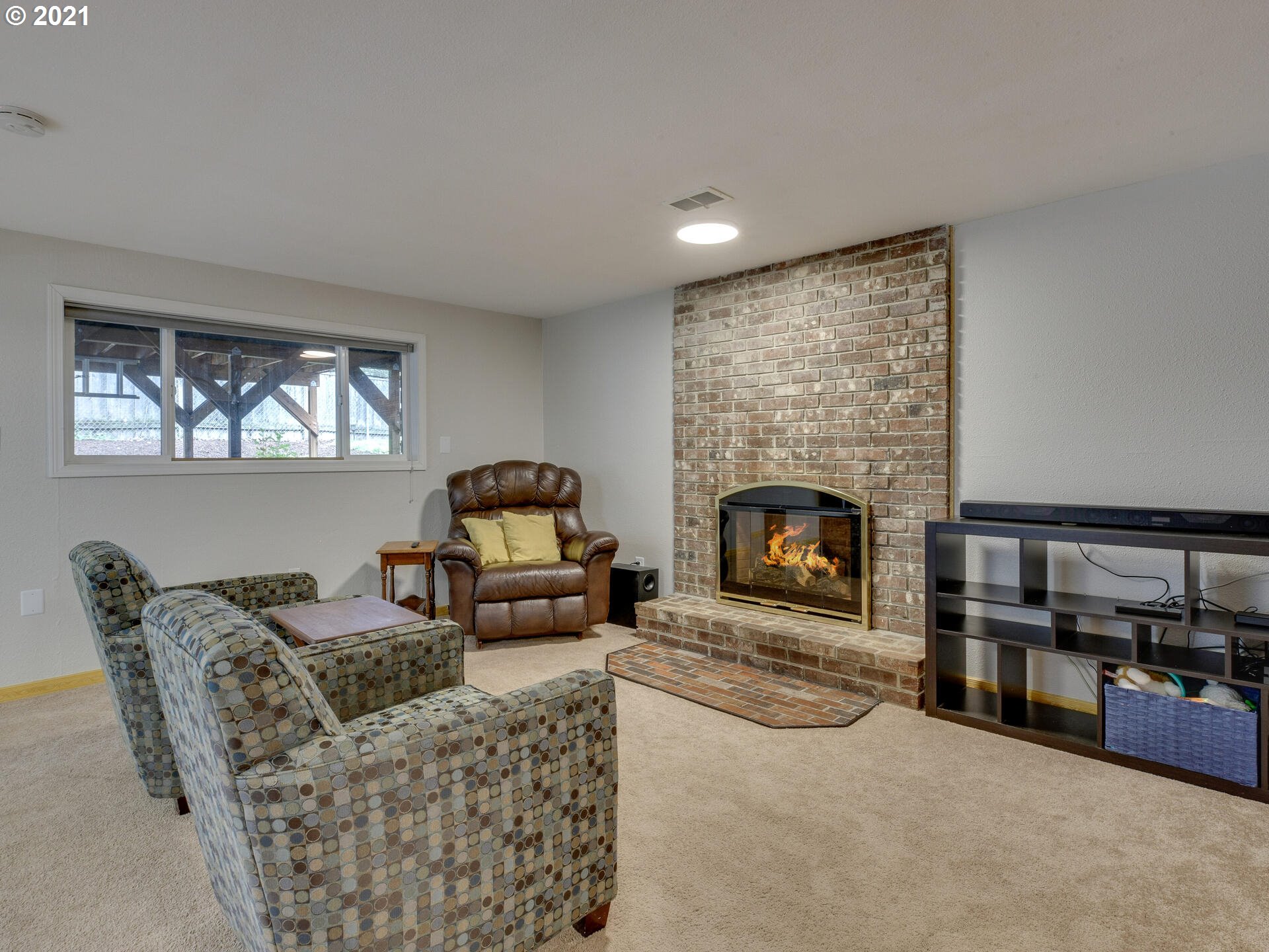 7510 Ridgewood Drive Gladstone, OR 97027 - Photo 19 of 31 Family Room