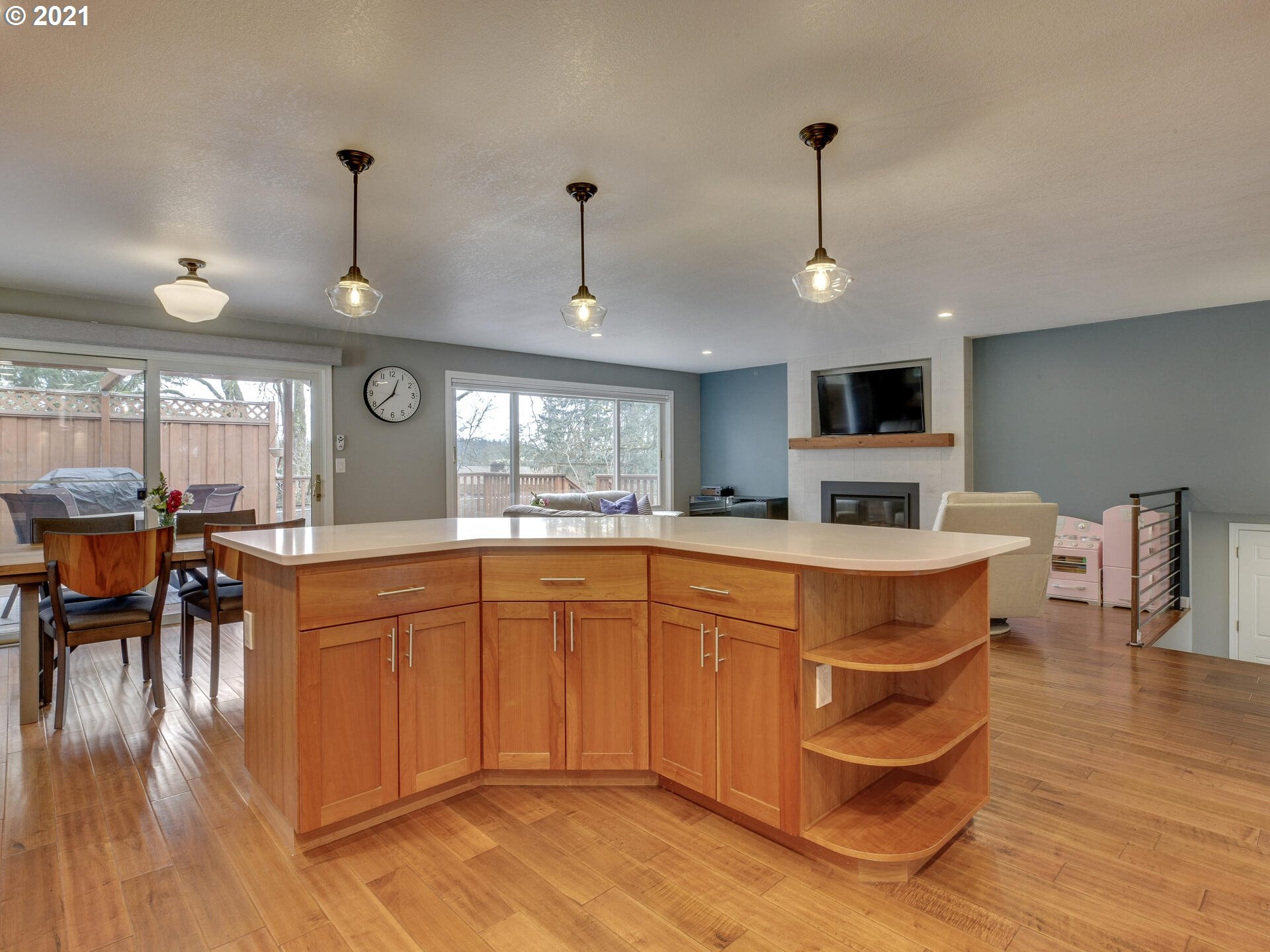 7510 Ridgewood Drive Gladstone, OR 97027 - Photo 10 of 31 Kitchen