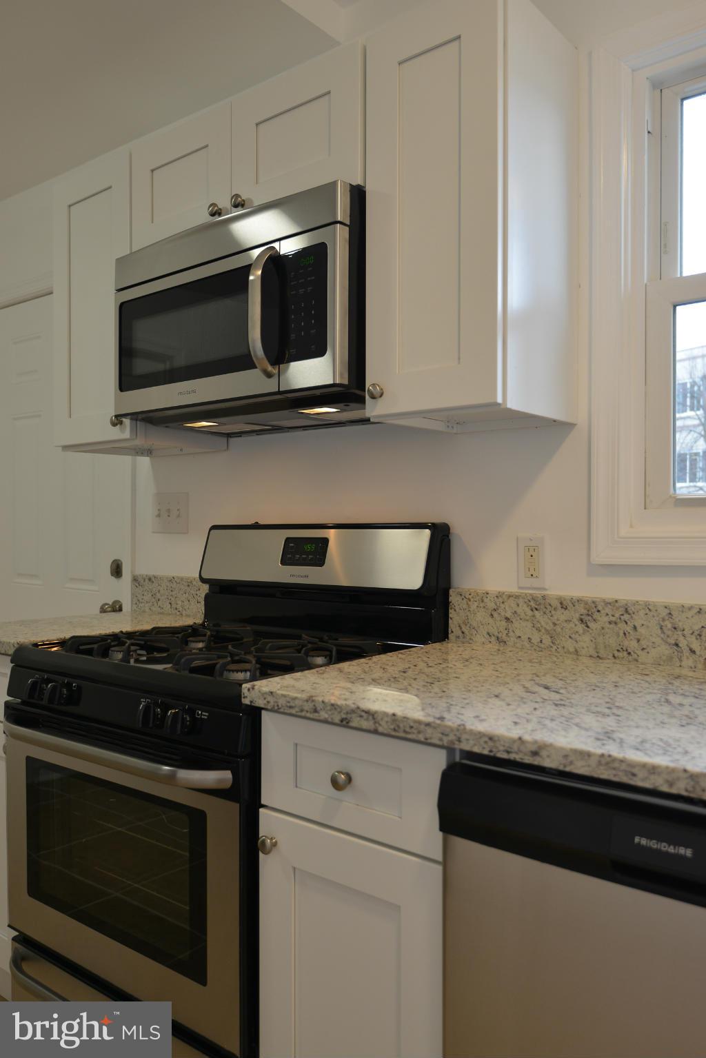 4902 Decatur Street Hyattsville, MD 20781 - Photo 11 of 30 Kitchen