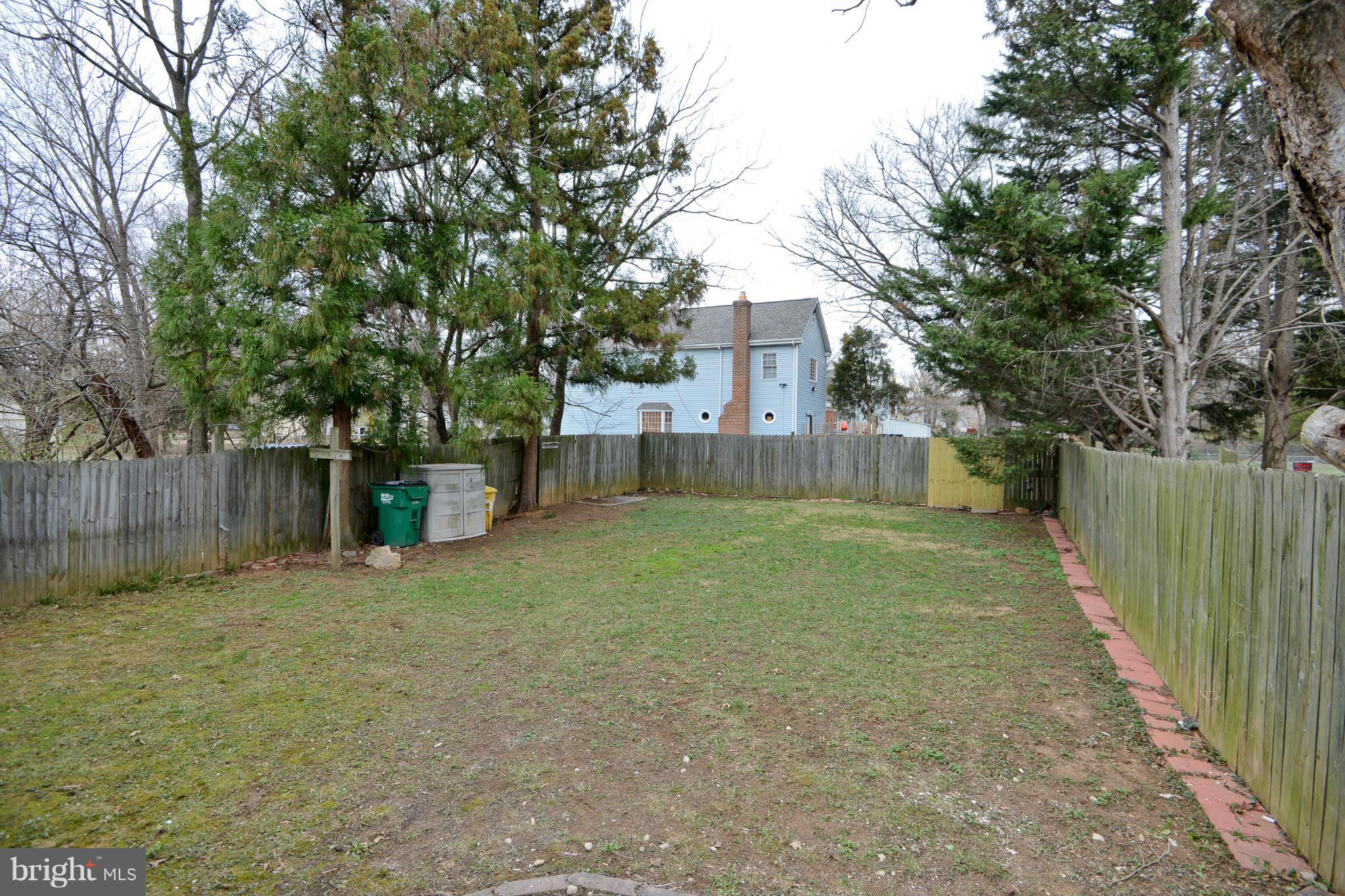 4902 Decatur Street Hyattsville, MD 20781 - Photo 30 of 30 Exterior (Rear)