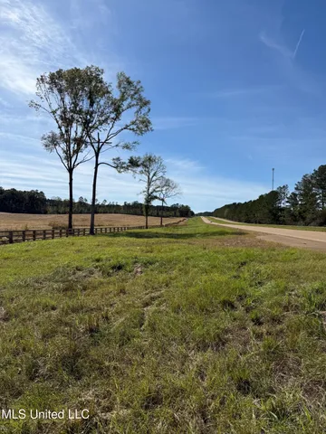 $150,260 | Hwy-25 Street North, Carthage, MS 39051