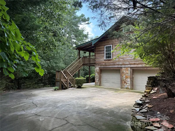 a view of a outdoor space with a trees